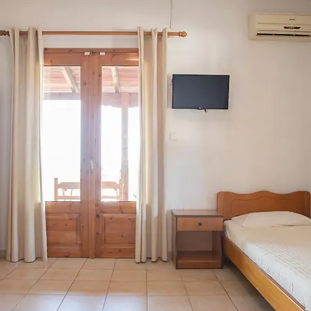 Apartment Gravanis Studios *