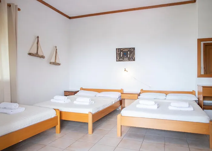 Gravanis Studios Apartment